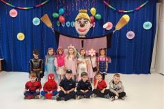 Bal karnawałowy, grupa VI