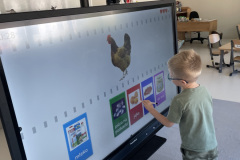 Co dają nam zwierzęta? - zajęcia z tablicą multimedialną 