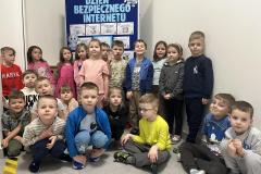 6425E58B-7BCF-4C7A-B721-C5D619D93FCD