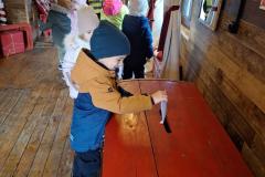 864b010d-5b98-476f-aec2-8a691f81e537