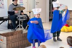 9afcb4c9-b429-4872-b6c0-cdce106ba498