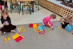 Zabawy z figurami geometrycznymi