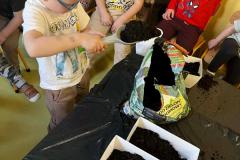 83e02a63-fc88-441e-9ad4-a8da57628c23